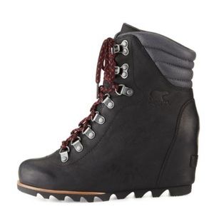 sorel conquest waterproof leather wedge boots